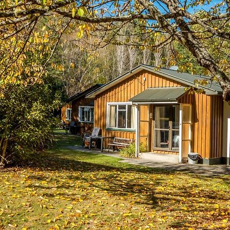 Alpine Adventure Holiday Park แฮนเมอร์สปริงส์ ภายนอก รูปภาพ