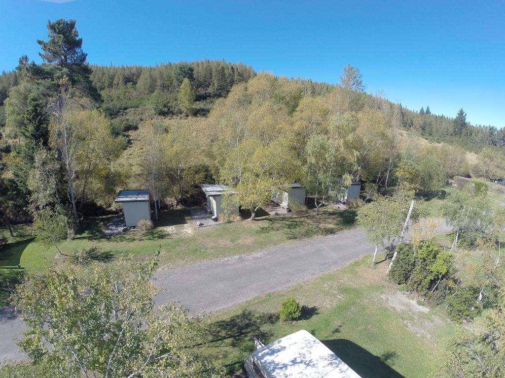 Alpine Adventure Holiday Park แฮนเมอร์สปริงส์ ภายนอก รูปภาพ